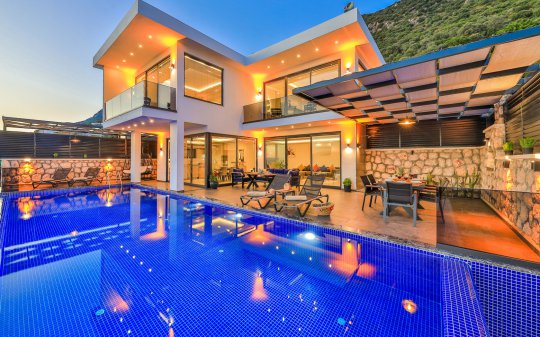 Villa Astral