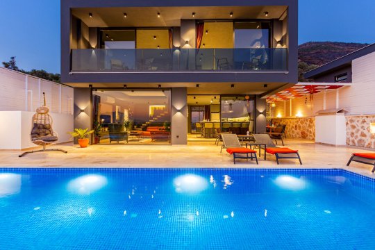 Villa Bloom Exclusive