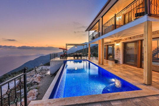 Villa Blue Stone