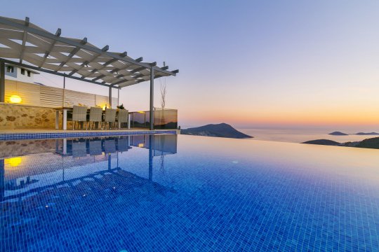 Villa Ela