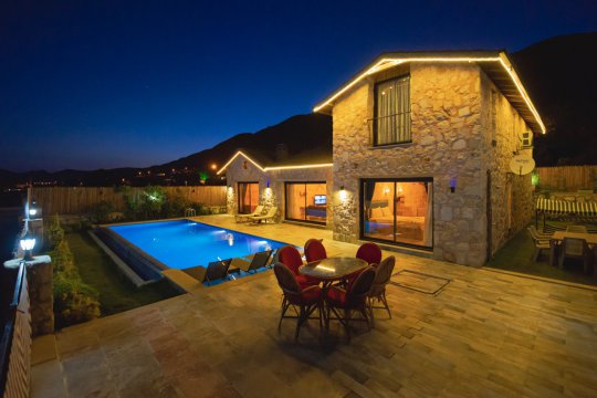 Villa İza