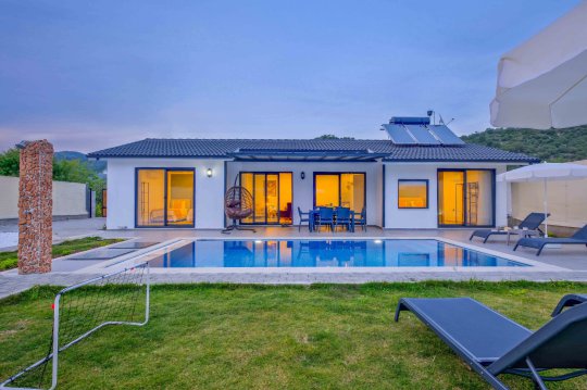 Villa Leton 3