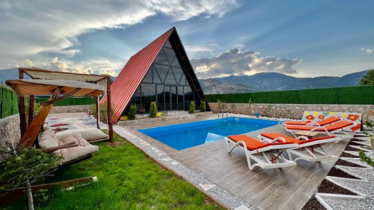 Villa Orange House