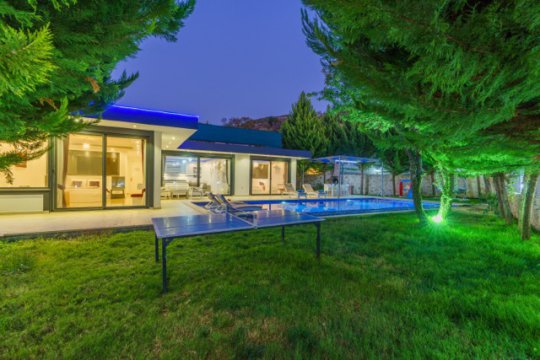 Villa Taha