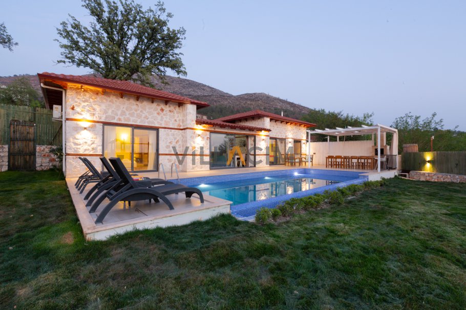 villa-chakra-23_368.jpg