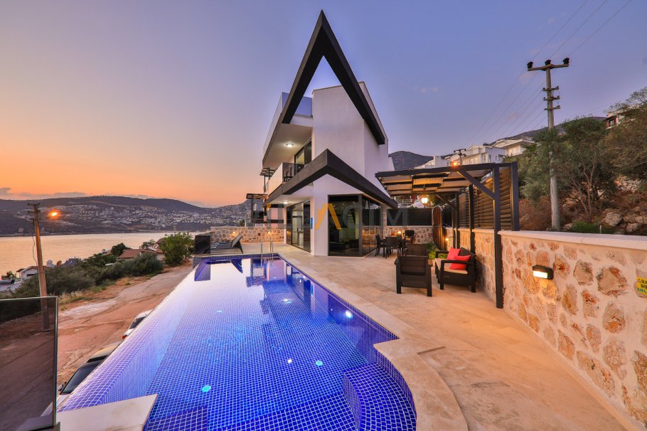 villa-loca-22_594.jpg
