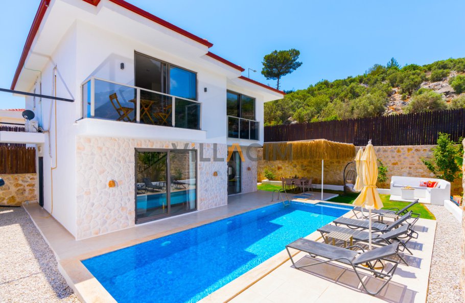 villa-luvi22_985.jpeg