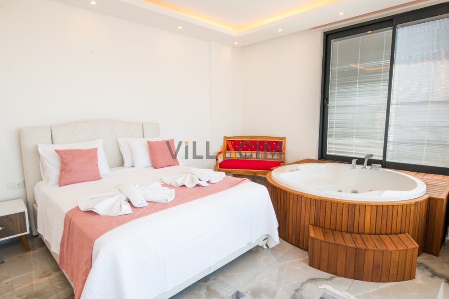 villa-twins-(14)_862.jpg